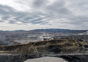 FOTO IZLOŽBA: Crno Zlato 